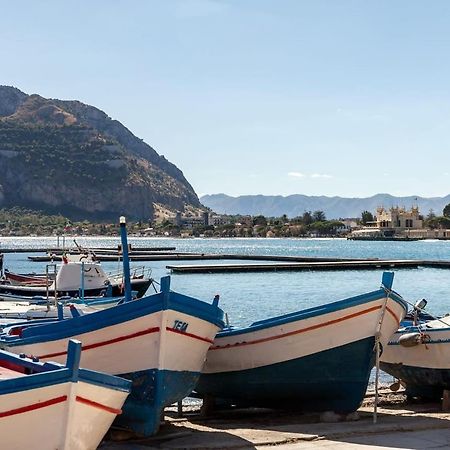 Donna Amalia Villa In Mondello Palermo Buitenkant foto